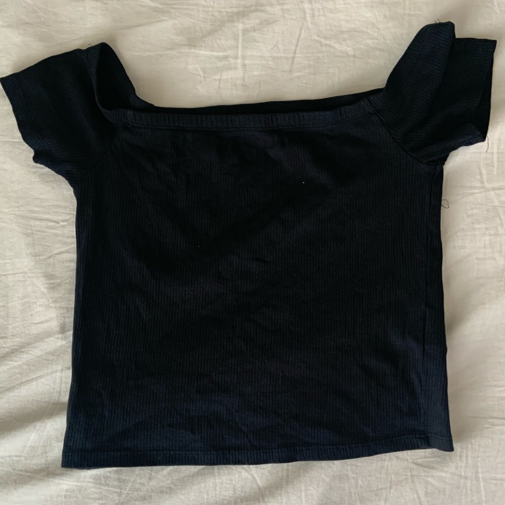 black off the shoulder crop top from h&m!